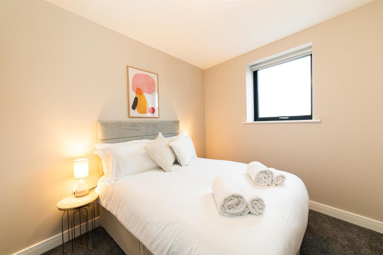 Penthouse - Harbour Views Leilighet Poole Eksteriør bilde