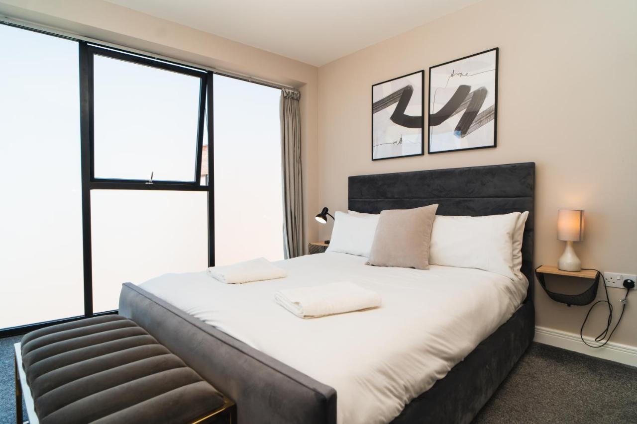 Penthouse - Harbour Views Leilighet Poole Eksteriør bilde