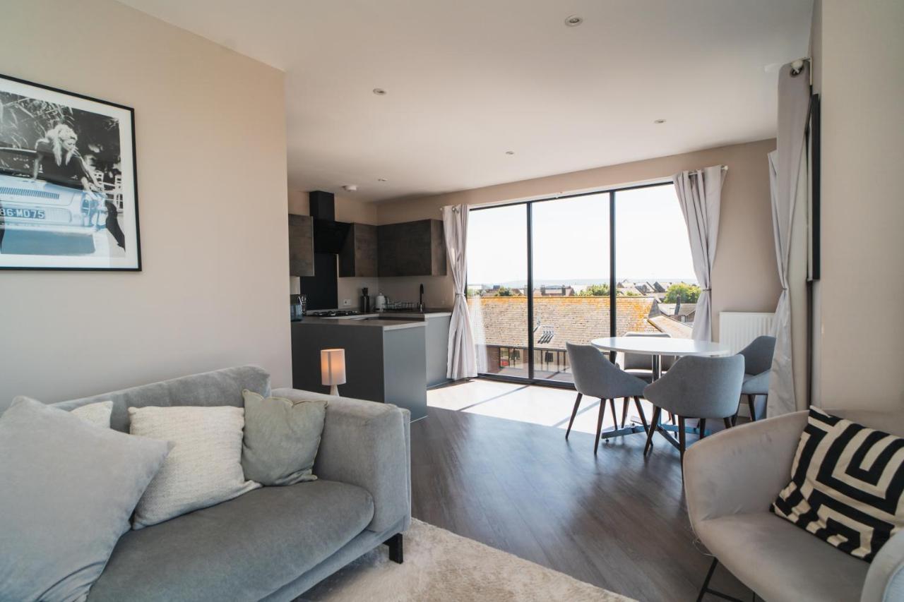 Penthouse - Harbour Views Leilighet Poole Eksteriør bilde